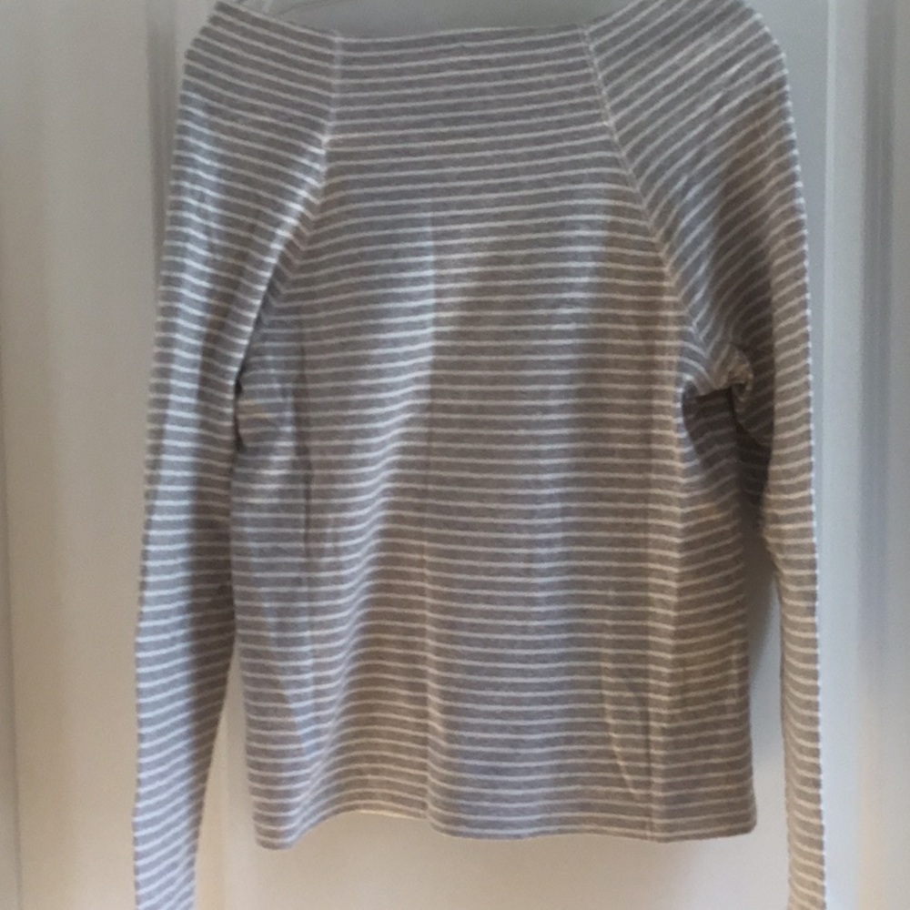 James Perse Relaxed Ribbed Gray and White Blouse - Picture 2 of 5